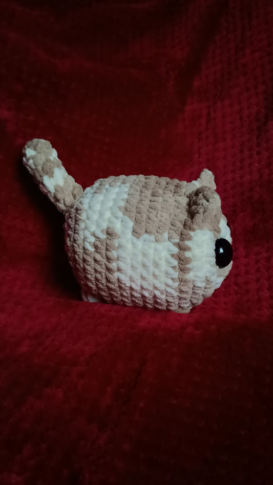 White and Beige Loaf Cat