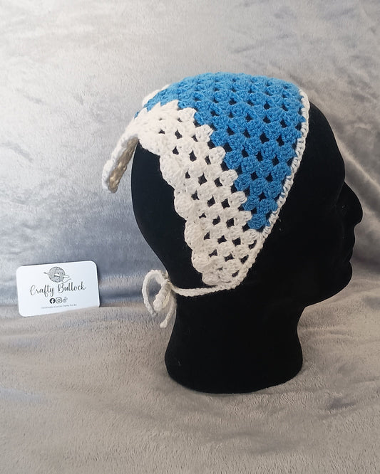 L - Blue bandana with white boarder