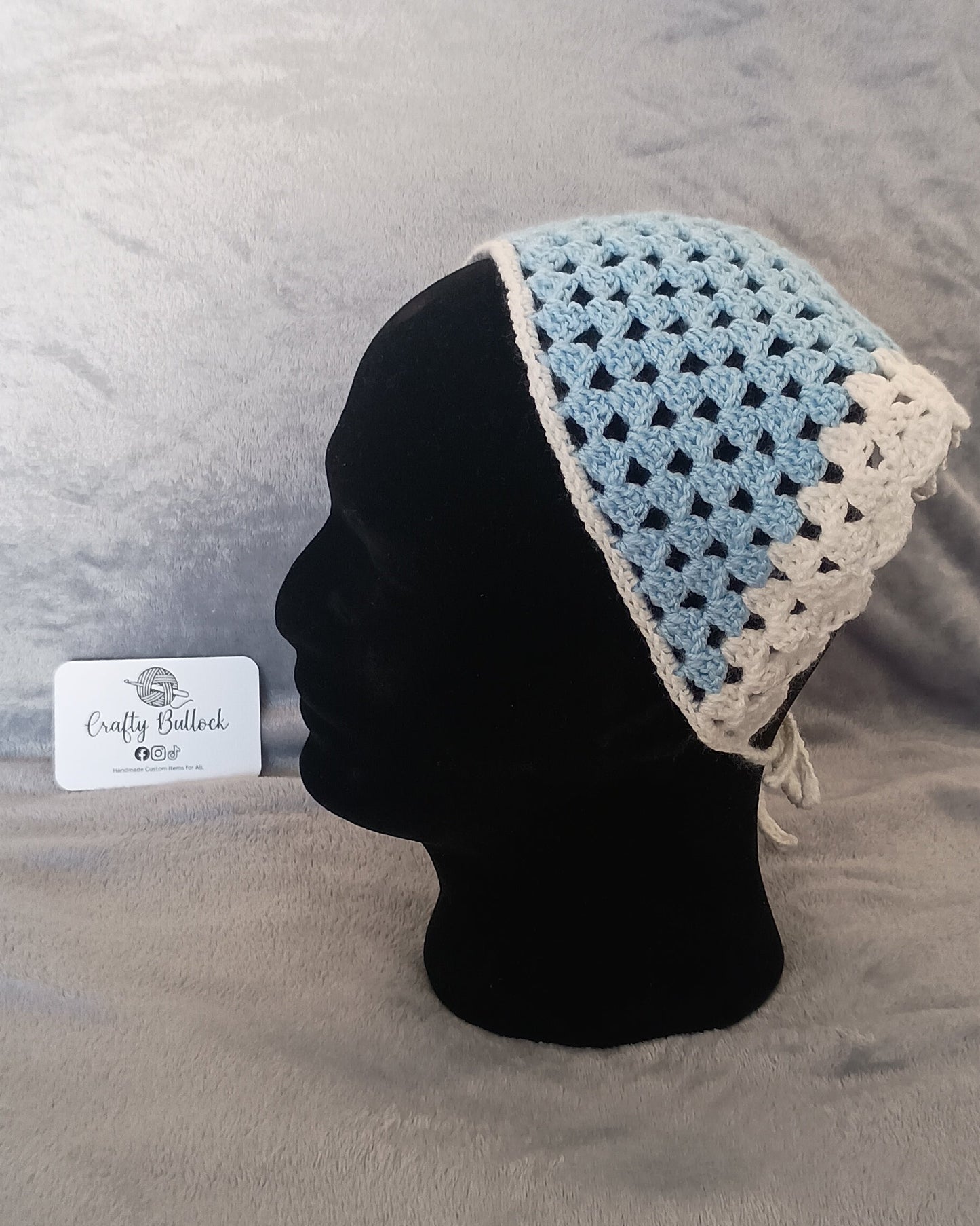 L - Baby blue bandana with white boarder