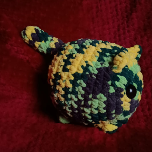 Yellow and Green Loaf Cat