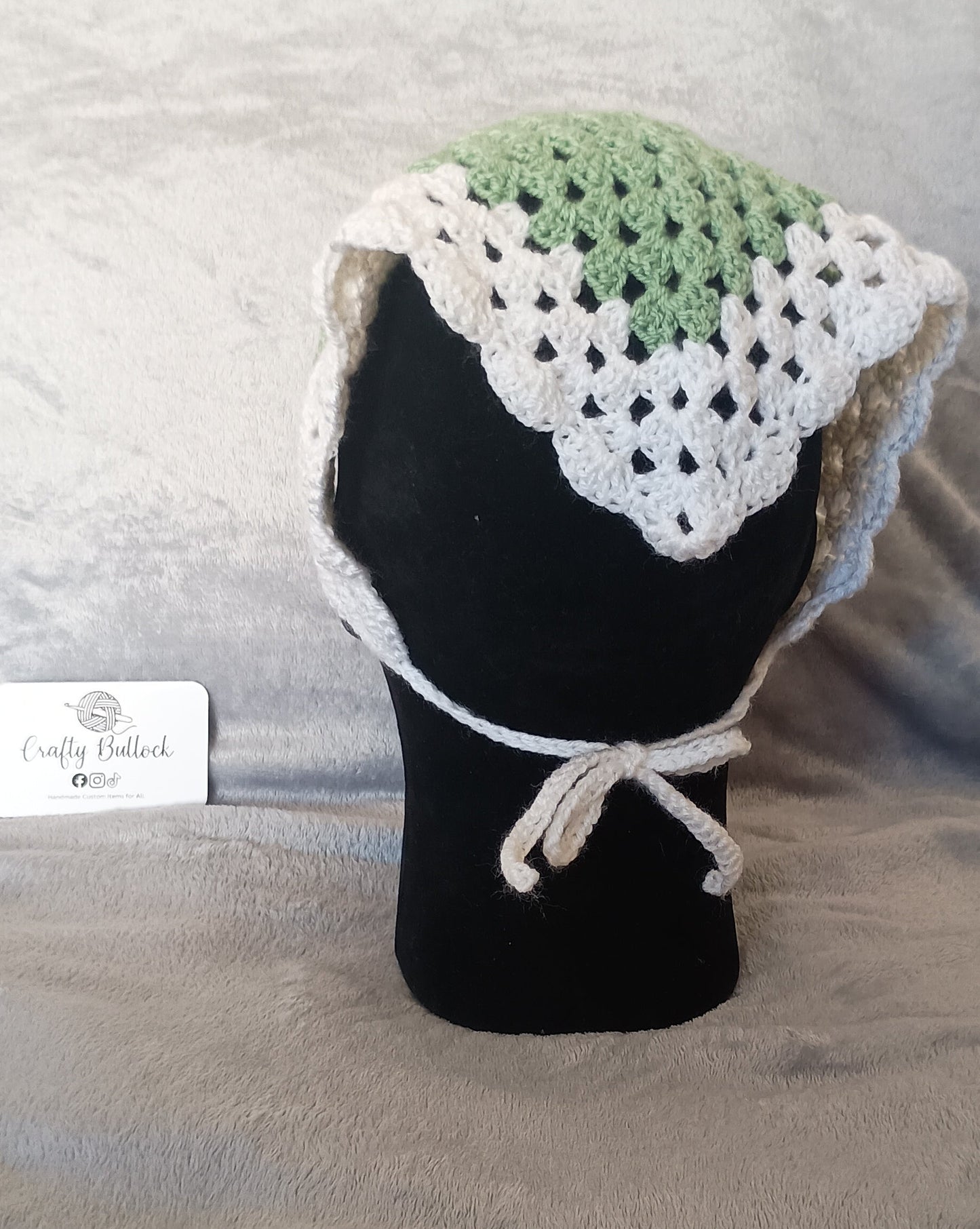 L - Sage green bandana with white boarder